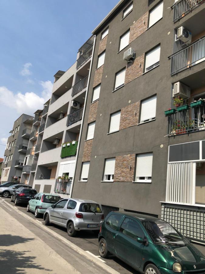 Aura Apartment Belgrade Extérieur photo